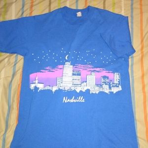 Vintage single stitch Nashville shirt